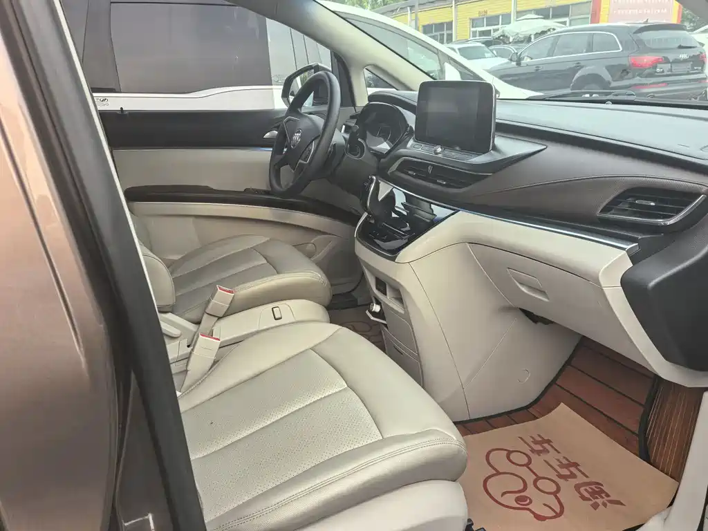 Buick GL8 2020 652T Comfort