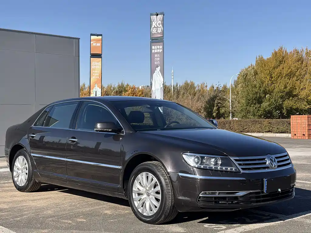 Volkswagen Phaeton — миниатюра 3