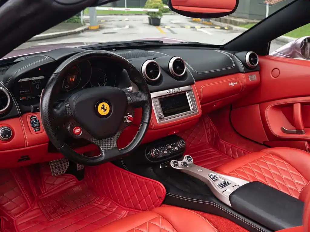 Ferrari California T 2009 4.3L