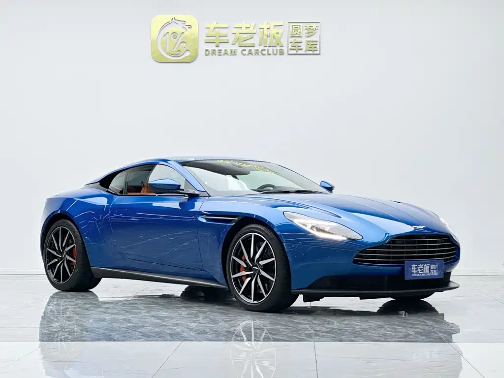 Aston Martin DB11 — миниатюра 3