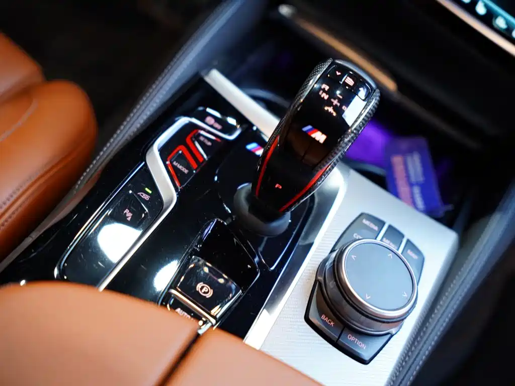 BMW M5 — миниатюра 43
