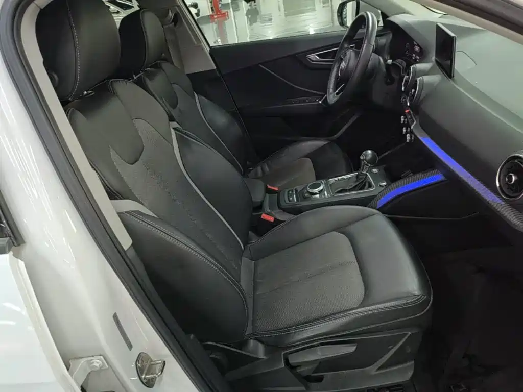 Audi Q2L e-tron — миниатюра 25