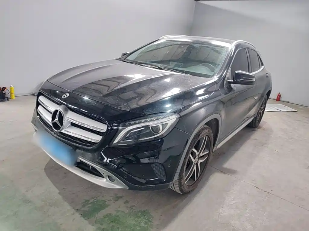 Mercedes-Benz GLA