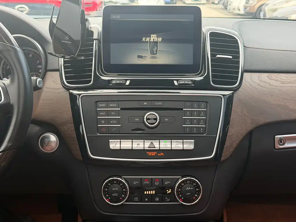Mercedes-Benz GLS 2016 GLS 400 4MATIC Luxury