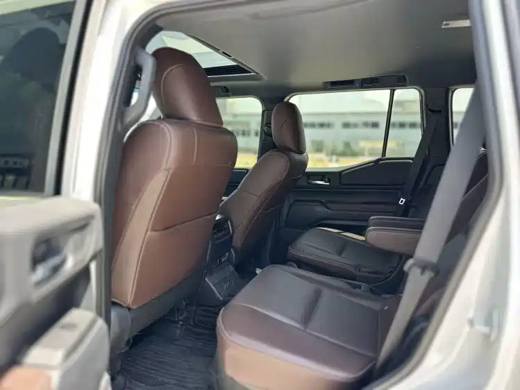 Toyota Land Cruiser Prado 2024 2.4T WX 6 мест