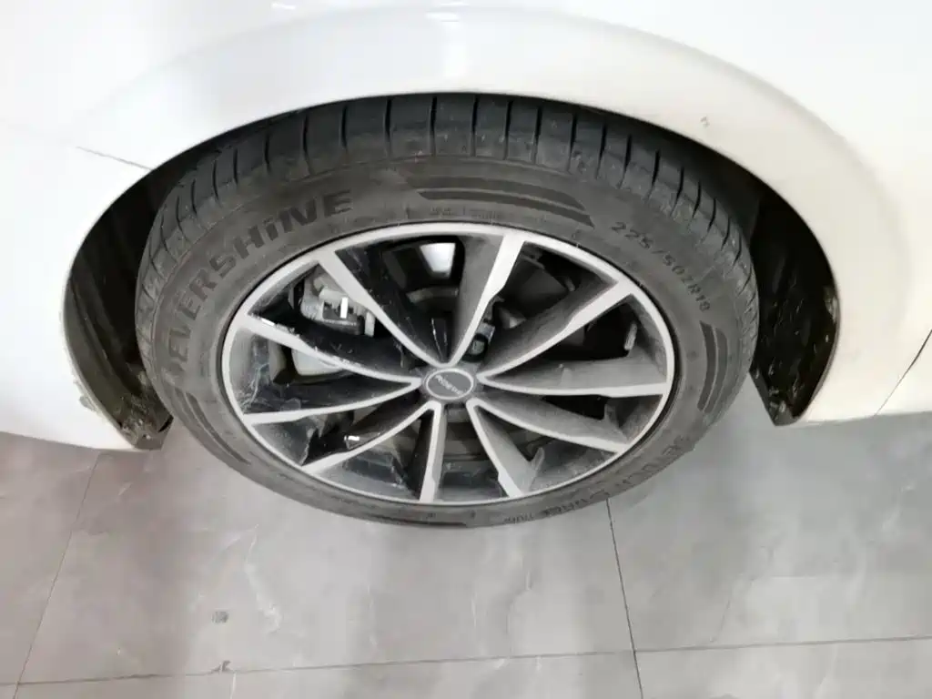 Roewe D7 — миниатюра 23