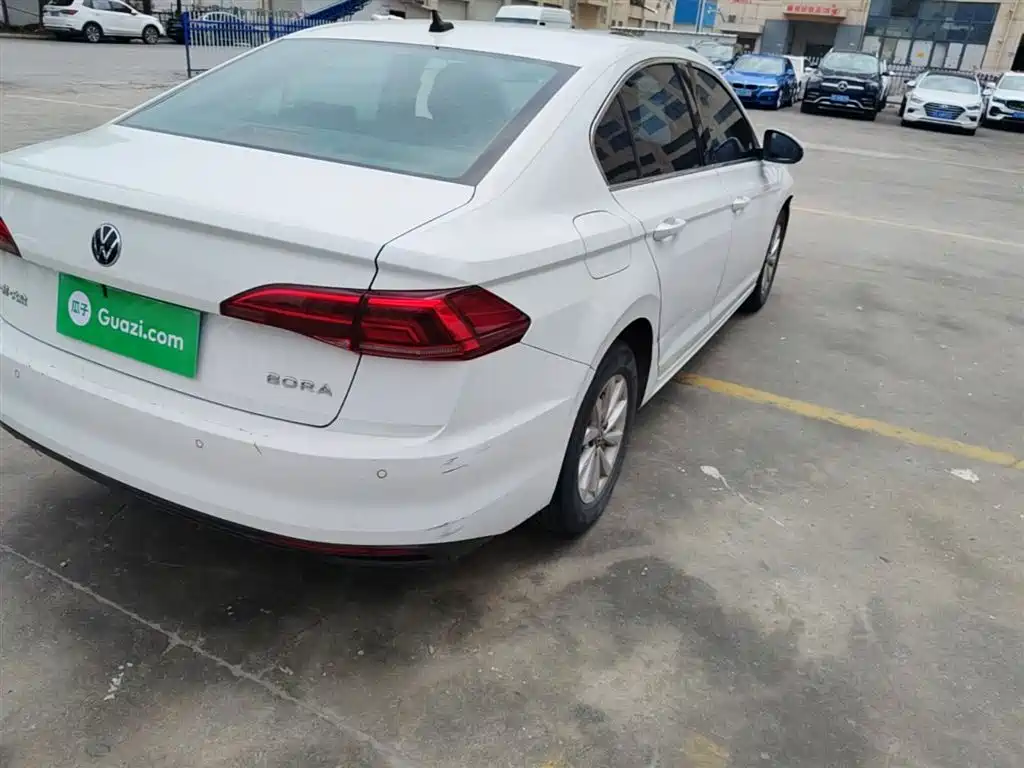 Volkswagen Bora 2021 1.5L AT Fashion Smart Connect