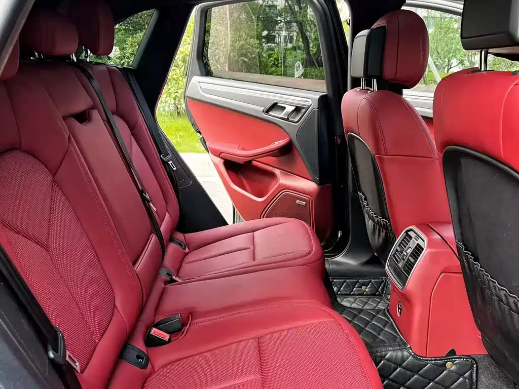 Porsche Macan — миниатюра 8