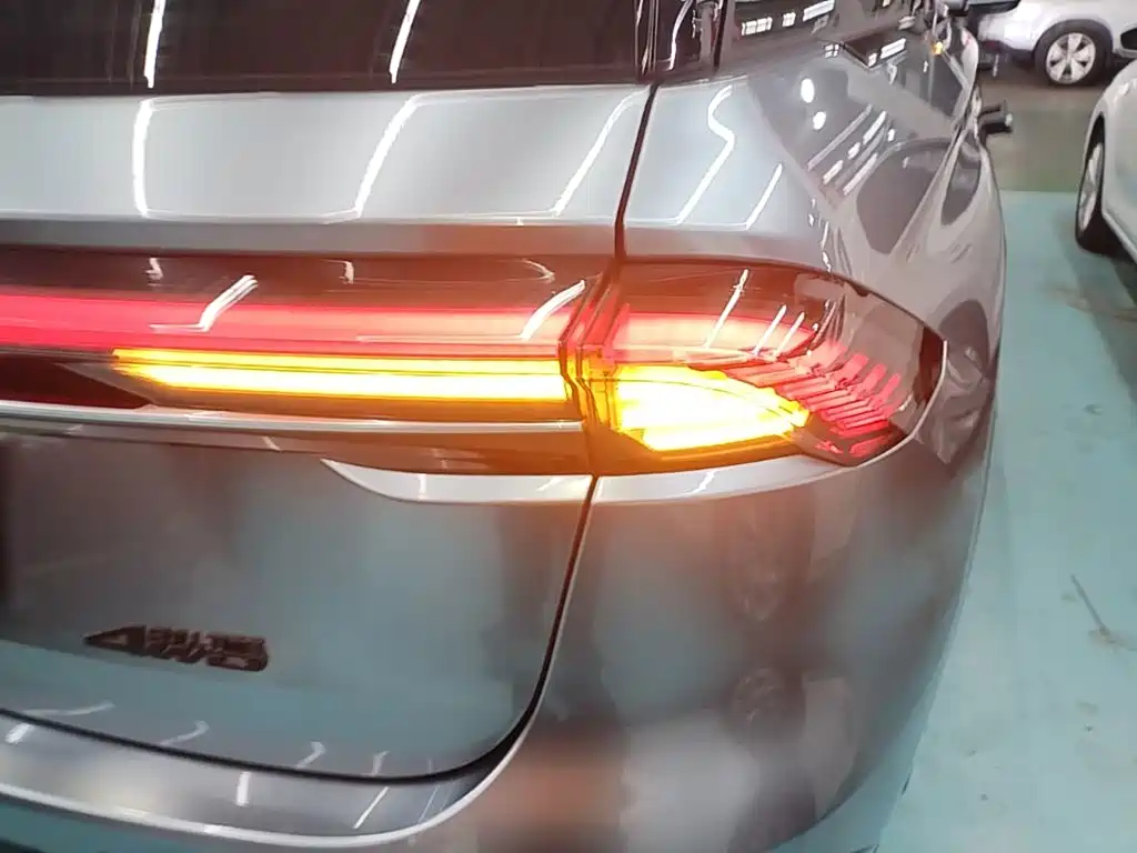 Lincoln Nautilus 2023 2.0T
