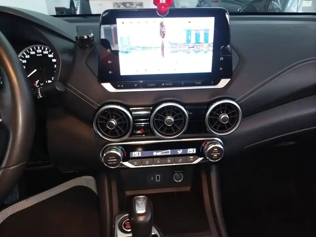 Nissan Sylphy — миниатюра 13