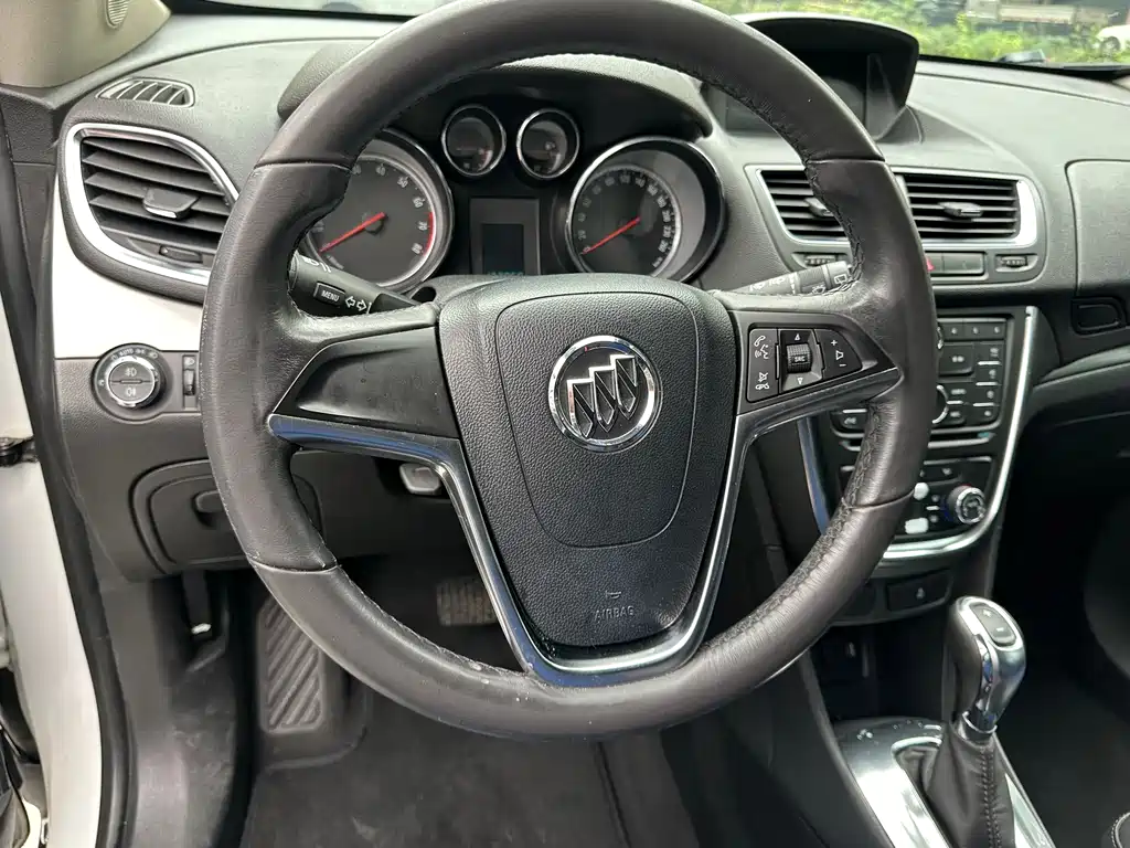 Buick Encore — миниатюра 8