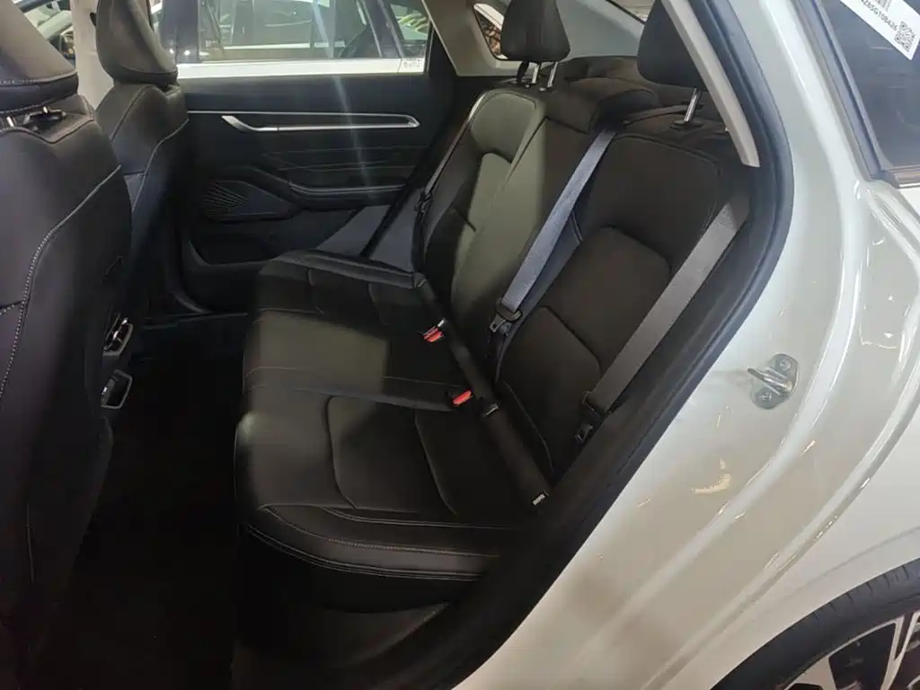 Geely Emgrand — миниатюра 17