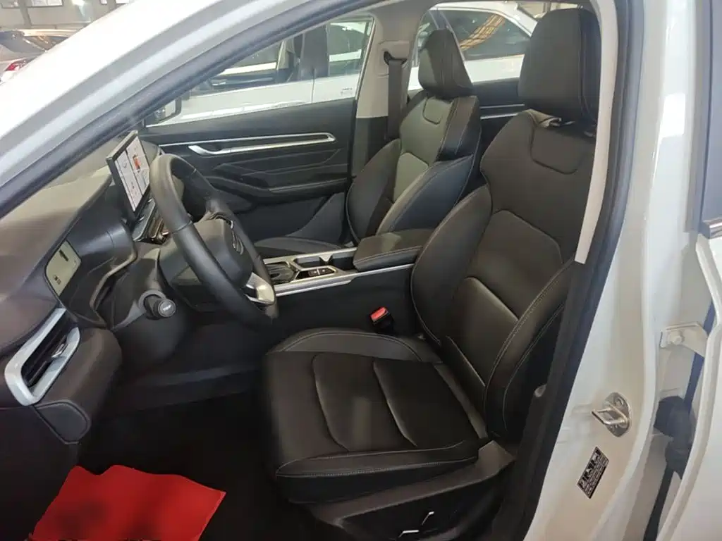 Geely Emgrand — миниатюра 15