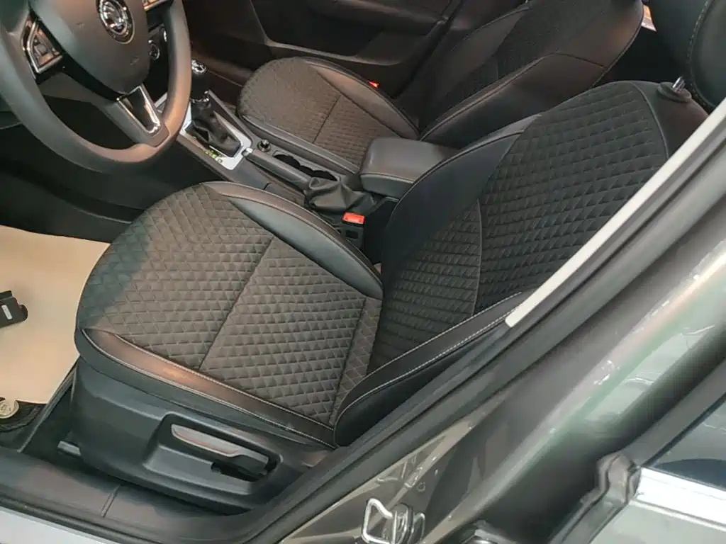 Skoda Octavia — миниатюра 15