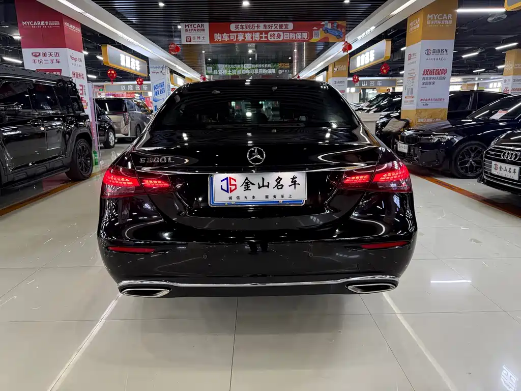 Mercedes-Benz E-Class — миниатюра 14