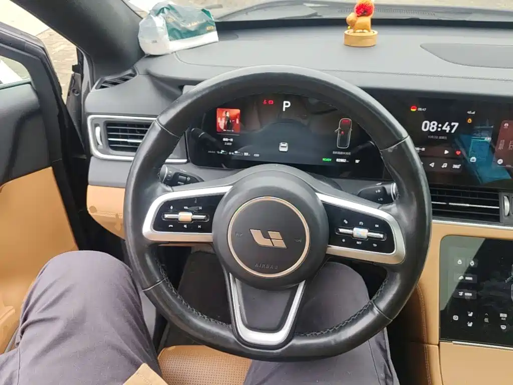 Li Auto Li ONE — миниатюра 11