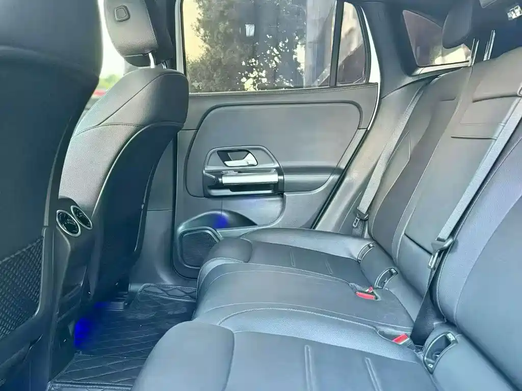 Mercedes-Benz EQA — миниатюра 15