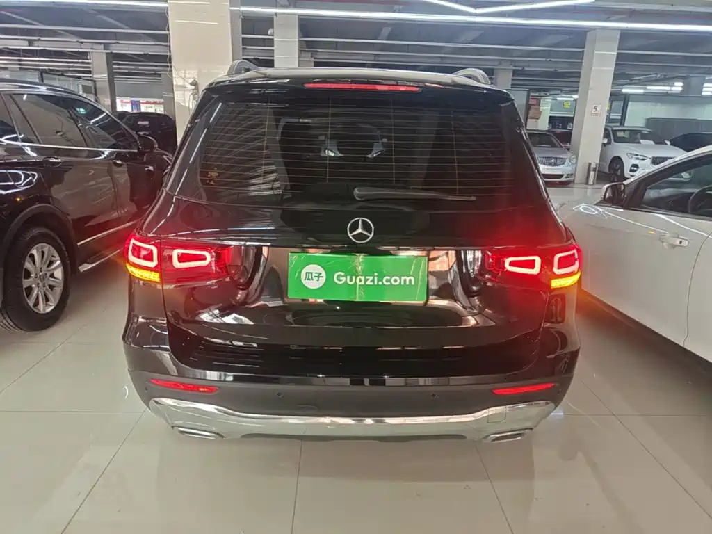 Mercedes-Benz GLB — миниатюра 6