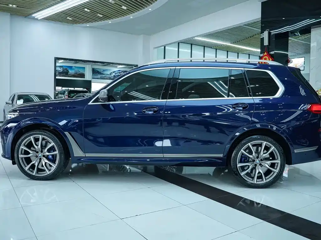 BMW X7 — миниатюра 2