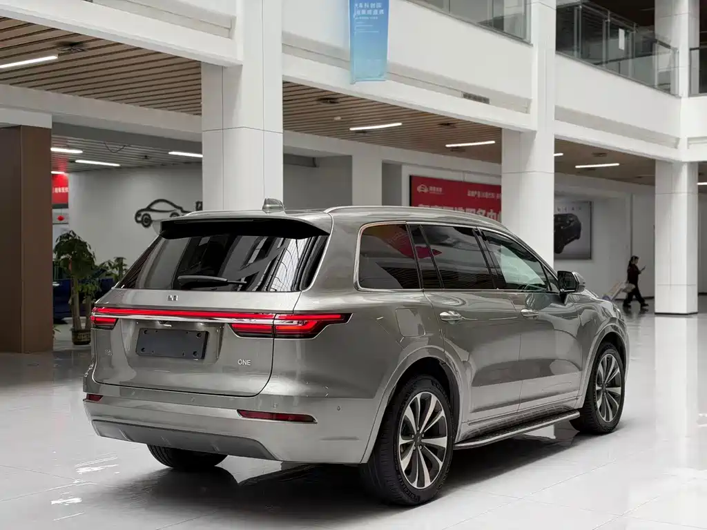 Li Auto Li ONE — миниатюра 5