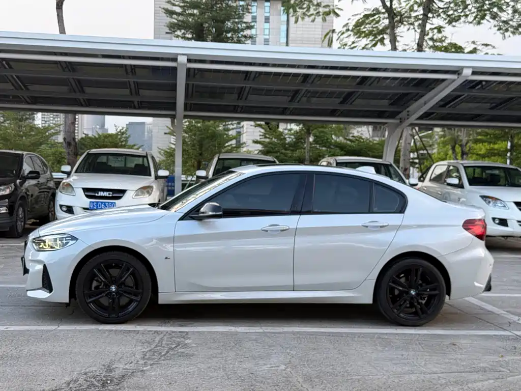 BMW 1 Series — миниатюра 4