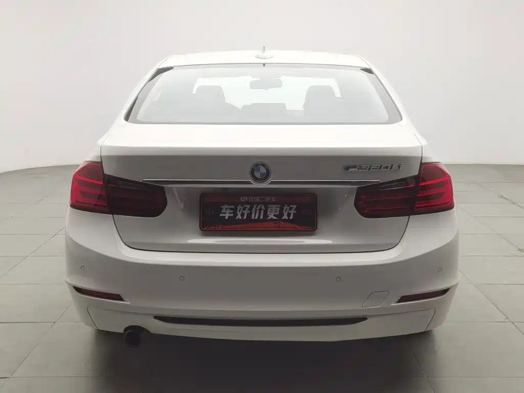 BMW 3 Series — миниатюра 4