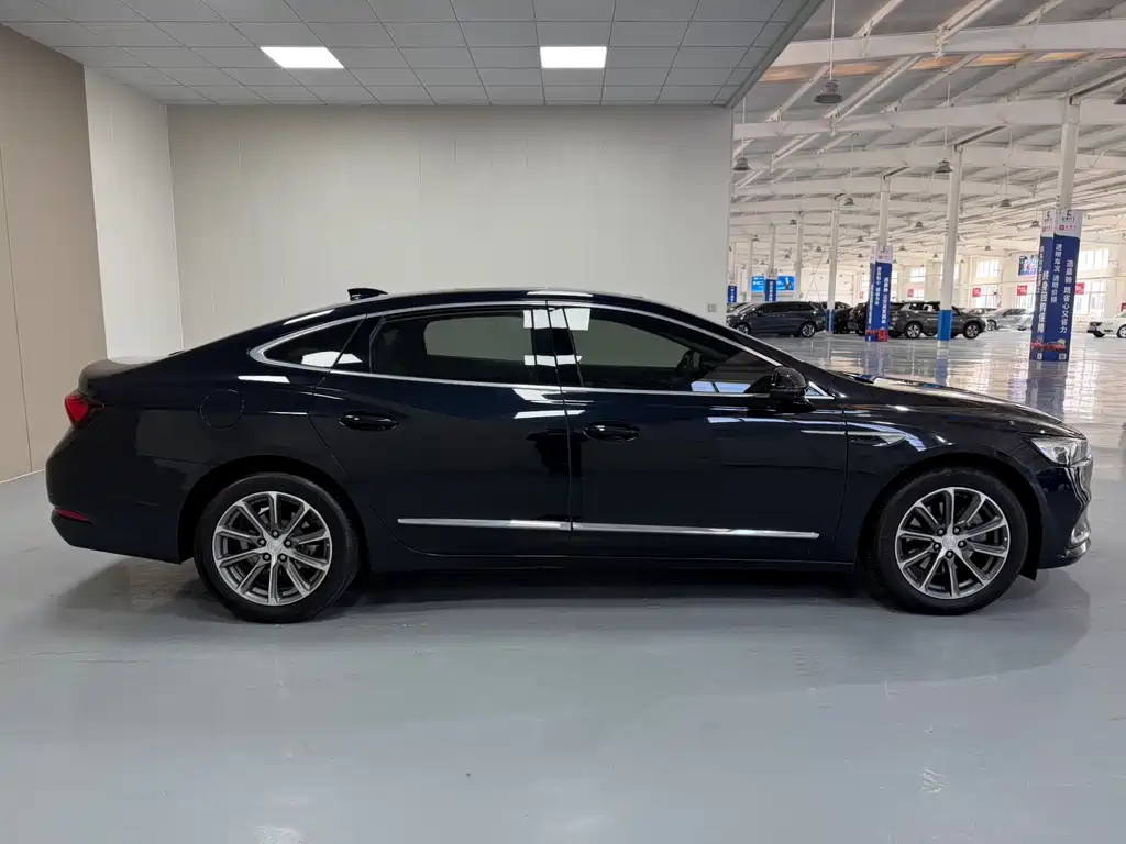 Buick LaCrosse 2022 652T Luxury
