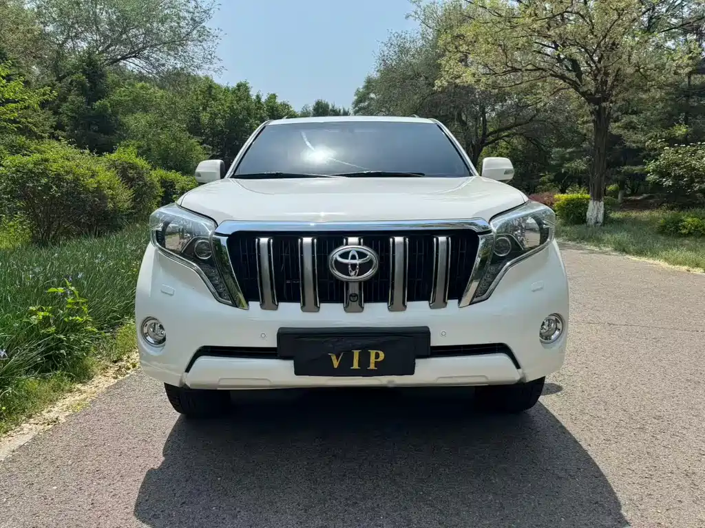 Toyota Land Cruiser Prado 2014 4.0L AT VX NAVI
