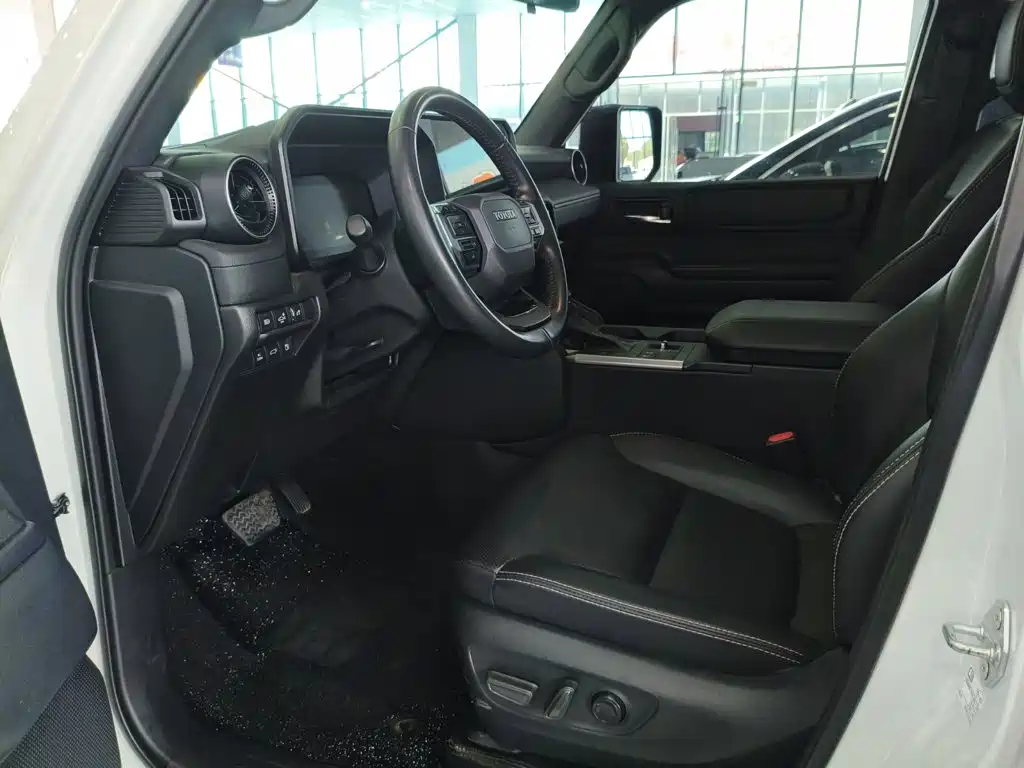 Toyota Prado — миниатюра 8