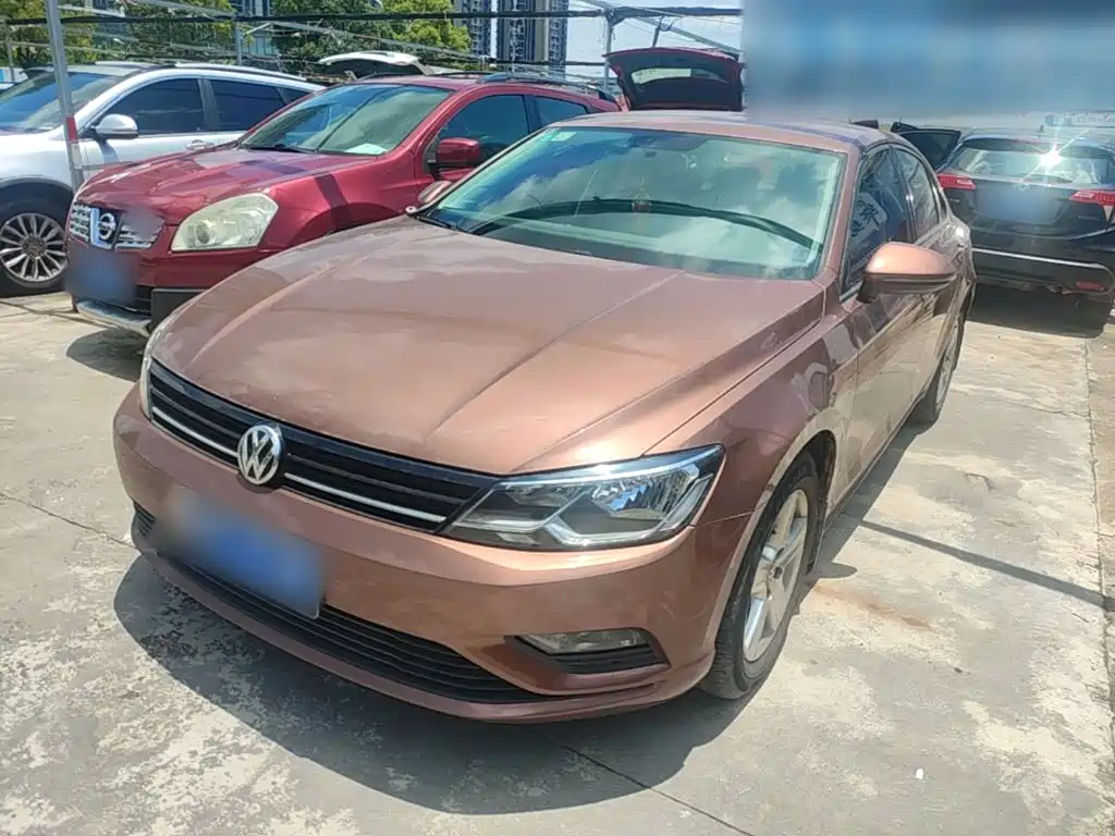 Volkswagen Lamando 2017 230TSI DSG