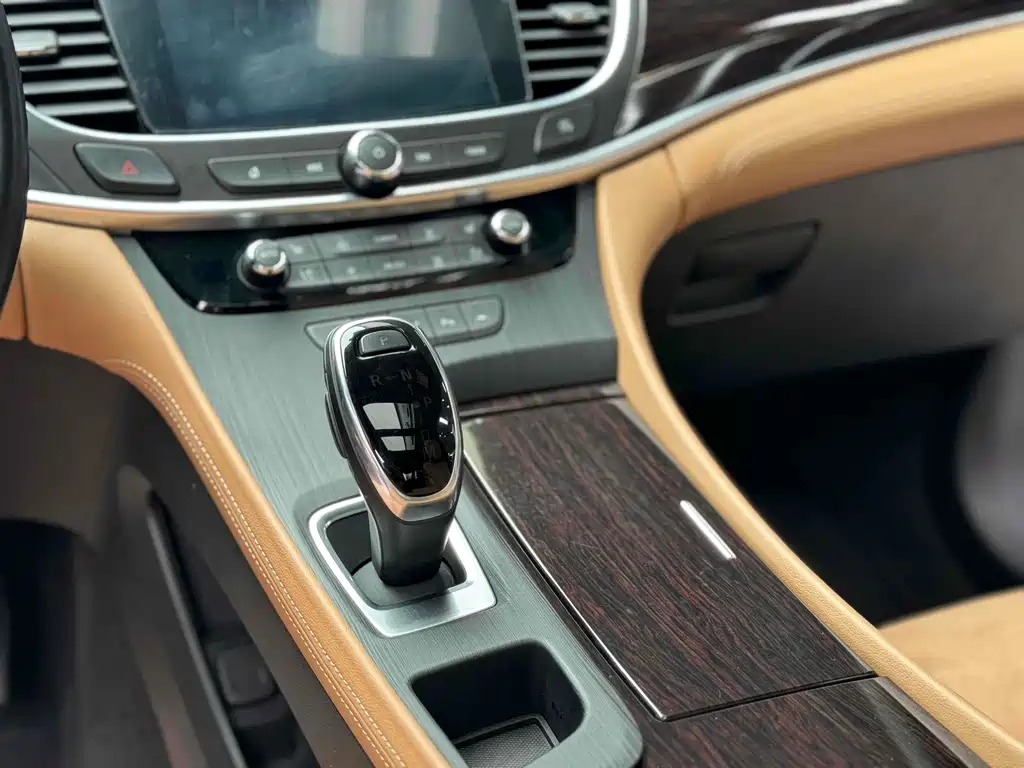 Buick LaCrosse — миниатюра 12