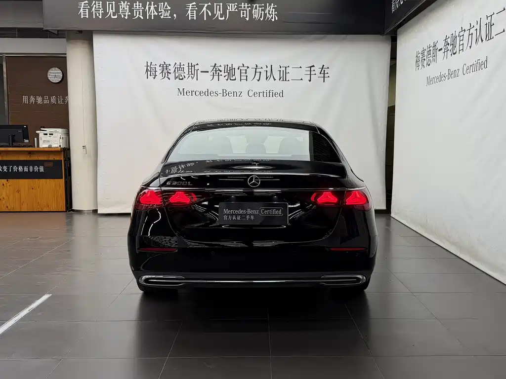 Mercedes-Benz E-Class — миниатюра 4
