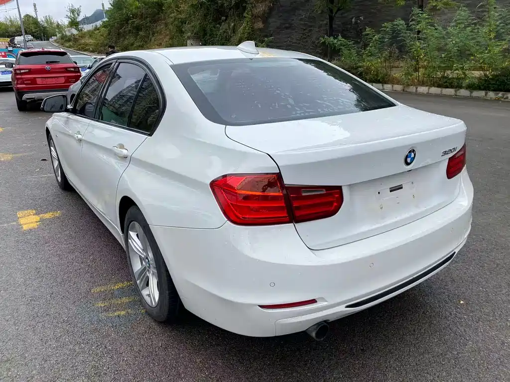 BMW 3 Series (Import) — миниатюра 9