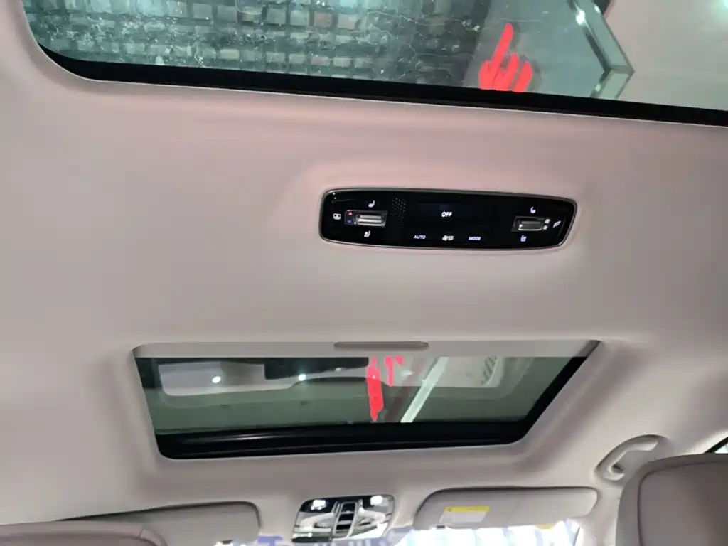 Roewe iMAX8 — миниатюра 18