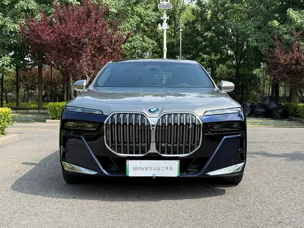 BMW i7 2023 eDrive50L Premium M Sport