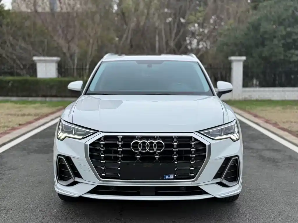 Audi Q3 2021 40 TFSI Fashion