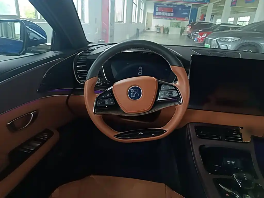 BYD Han — миниатюра 11