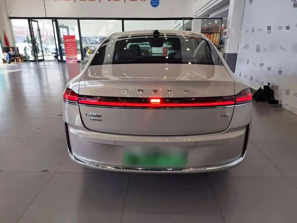 Roewe M7 DMH — миниатюра 6