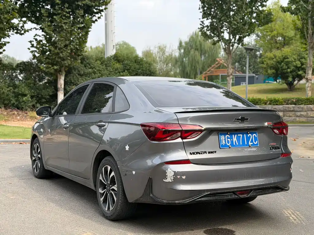 Chevrolet Monza — миниатюра 8