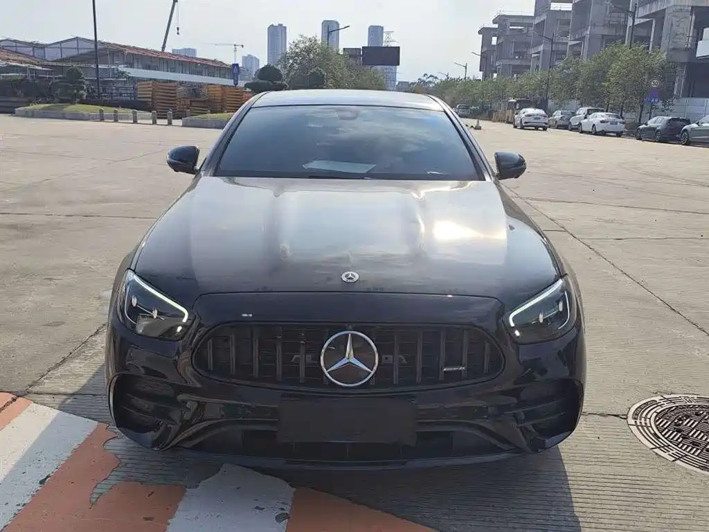 Mercedes-Benz E-Class — миниатюра 2
