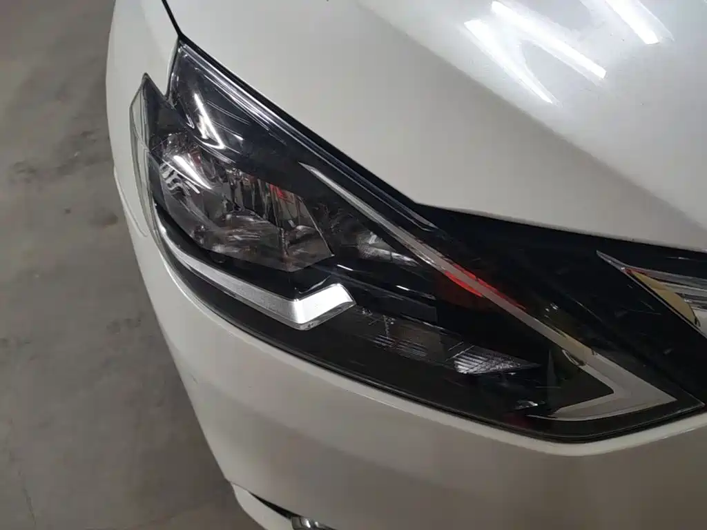 Nissan Sylphy — миниатюра 8