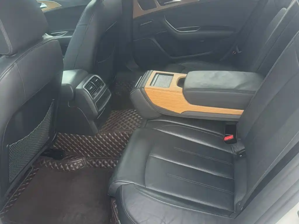 Audi A6L — миниатюра 13