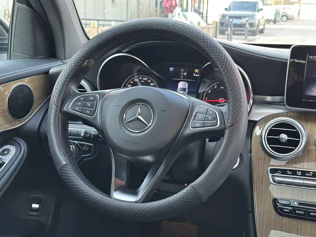 Mercedes-Benz GLC Coupe GLC 260 4MATIC Coupe SUV, фото 19
