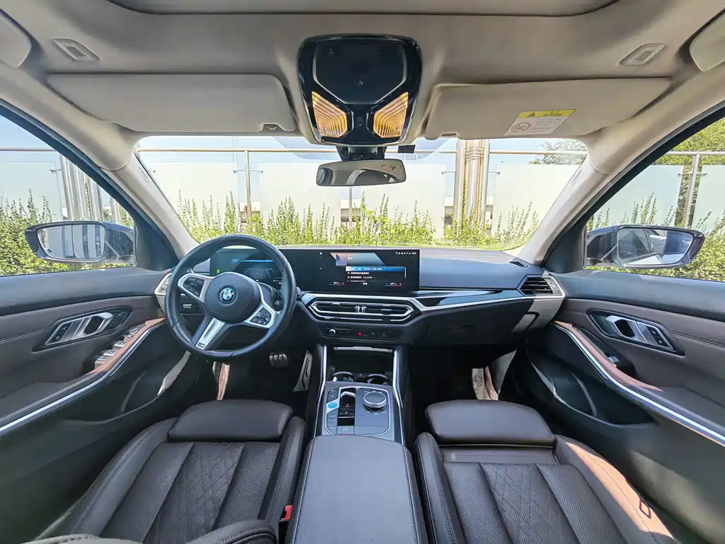 BMW i3 — миниатюра 9