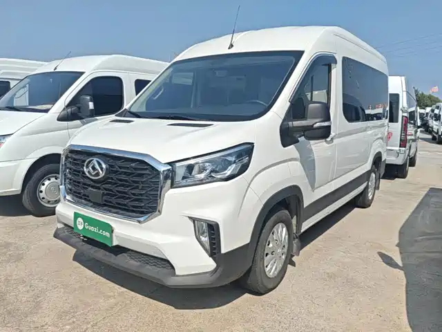 Maxus V90 2024
