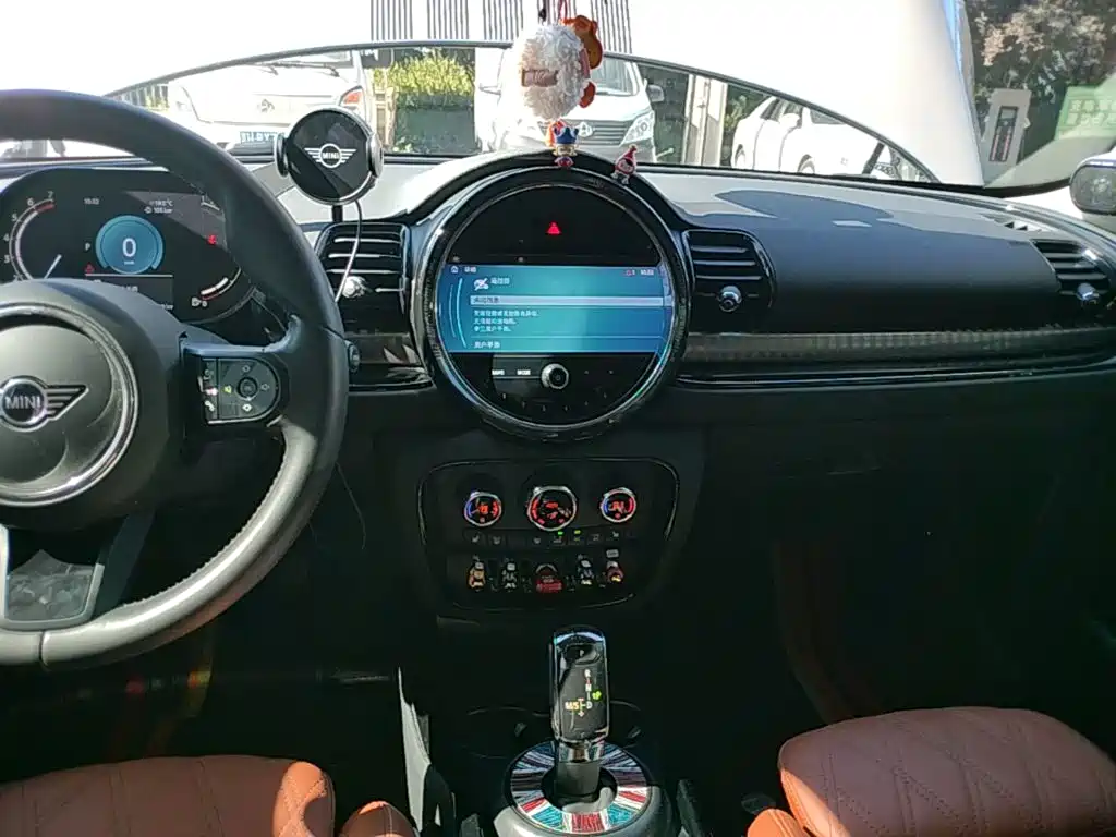MINI Mini Clubman — миниатюра 13