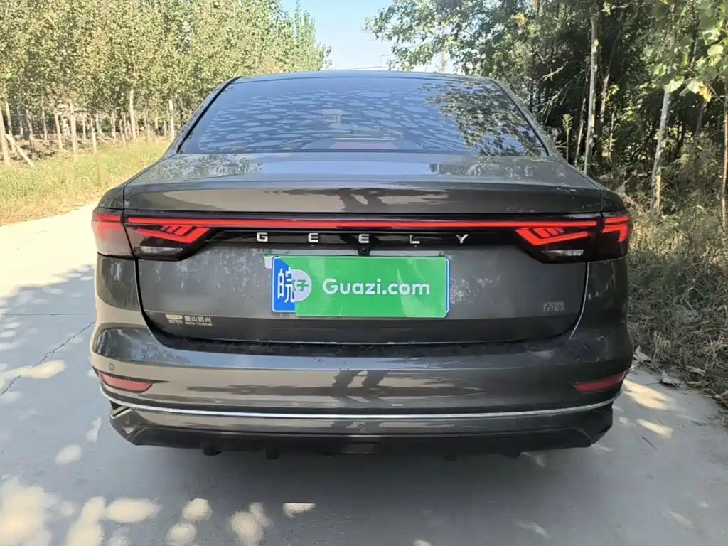 Geely Emgrand — миниатюра 6