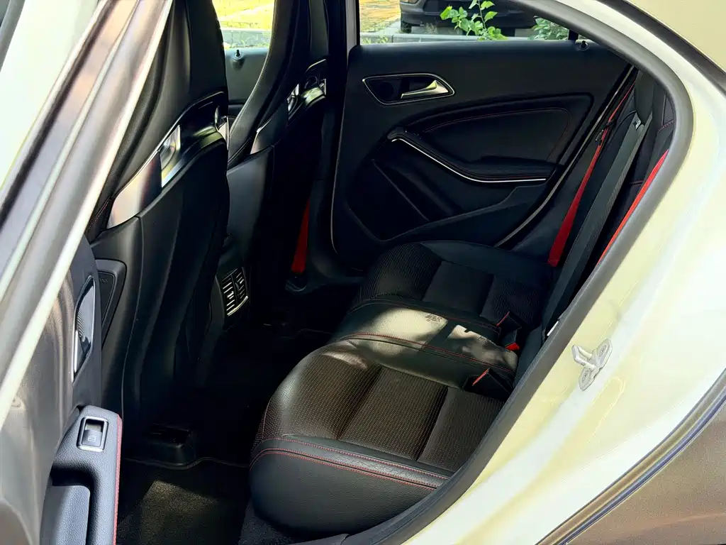 Mercedes-Benz A-Class AMG (Import) — миниатюра 11