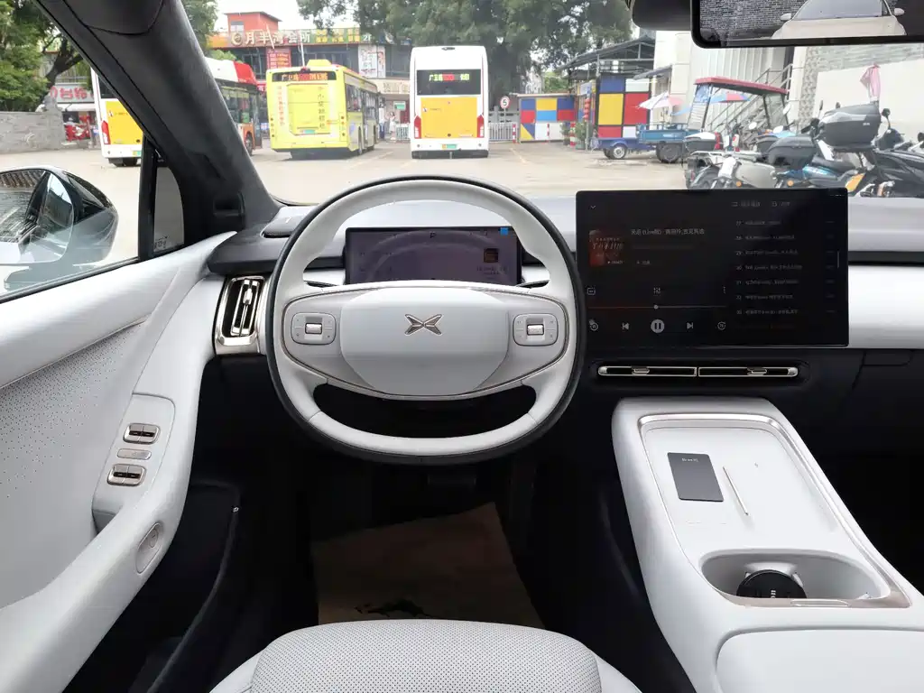 XPeng P7+ — миниатюра 19