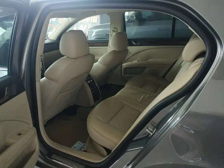 Skoda Superb — миниатюра 11